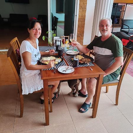 Meyers Hua Hin Hotel Bagian luar foto