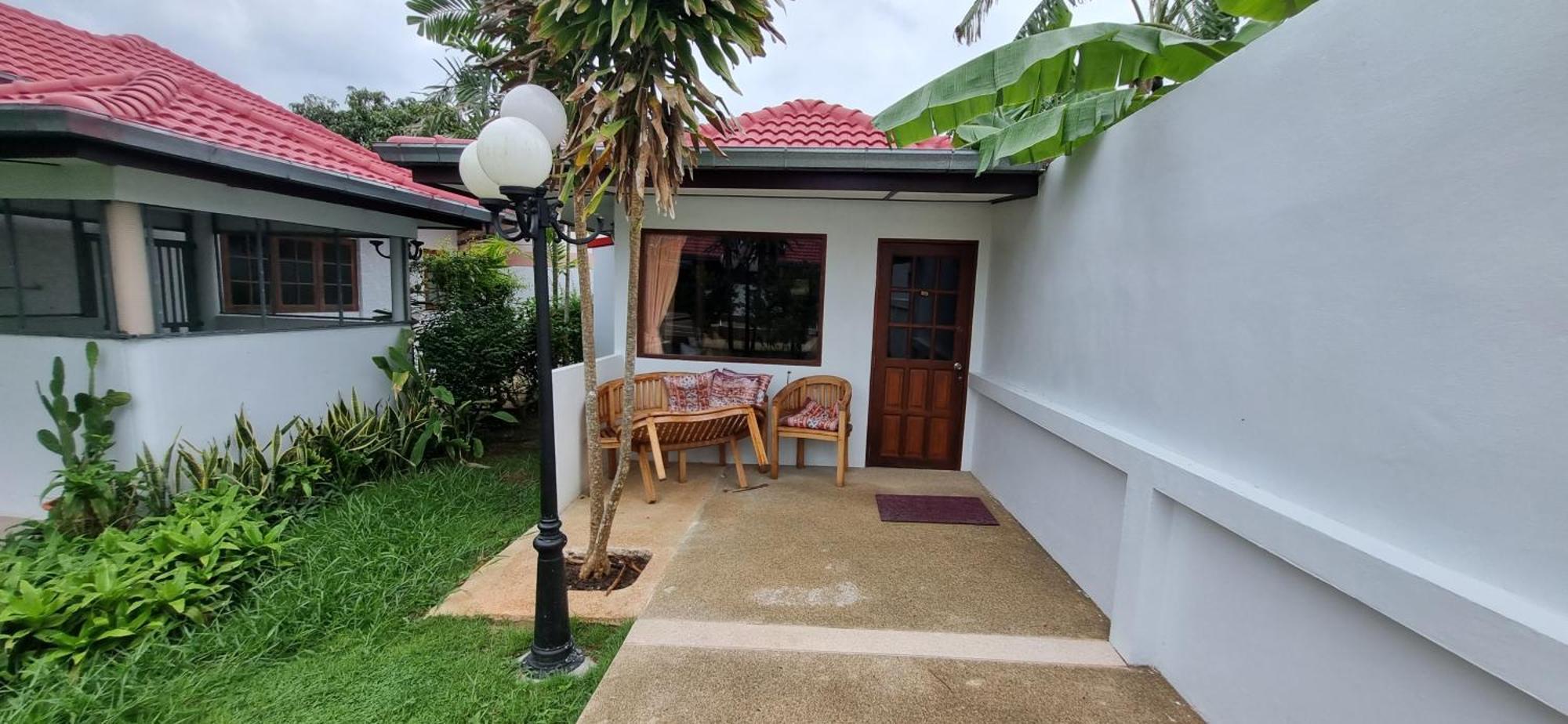 Meyers Hua Hin Hotel Bagian luar foto